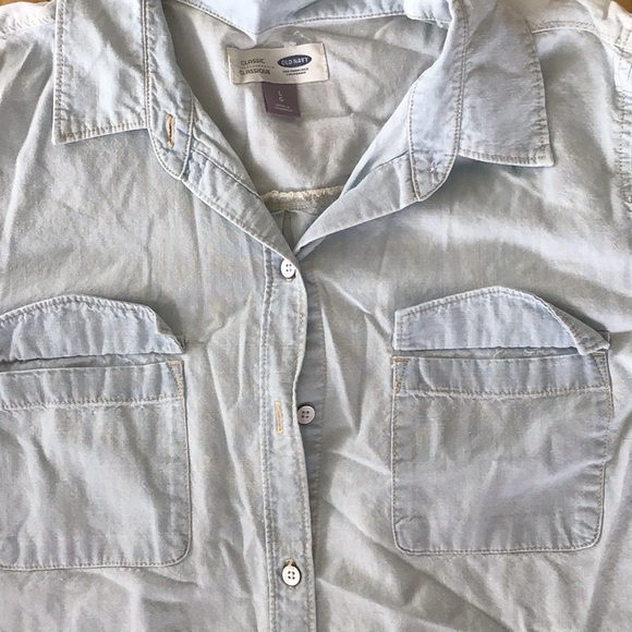 Old navy button down - Picture 2 of 2